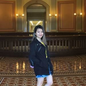 Meet your Posher, Anna